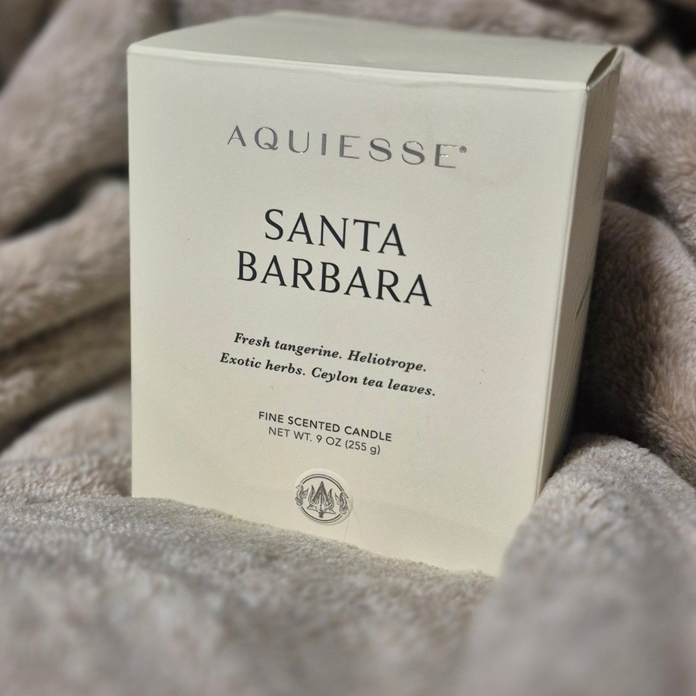 Aquiesse Santa Barbara Scented Candle 9oz Soy Coconut Wax Tangerine Heliotrope